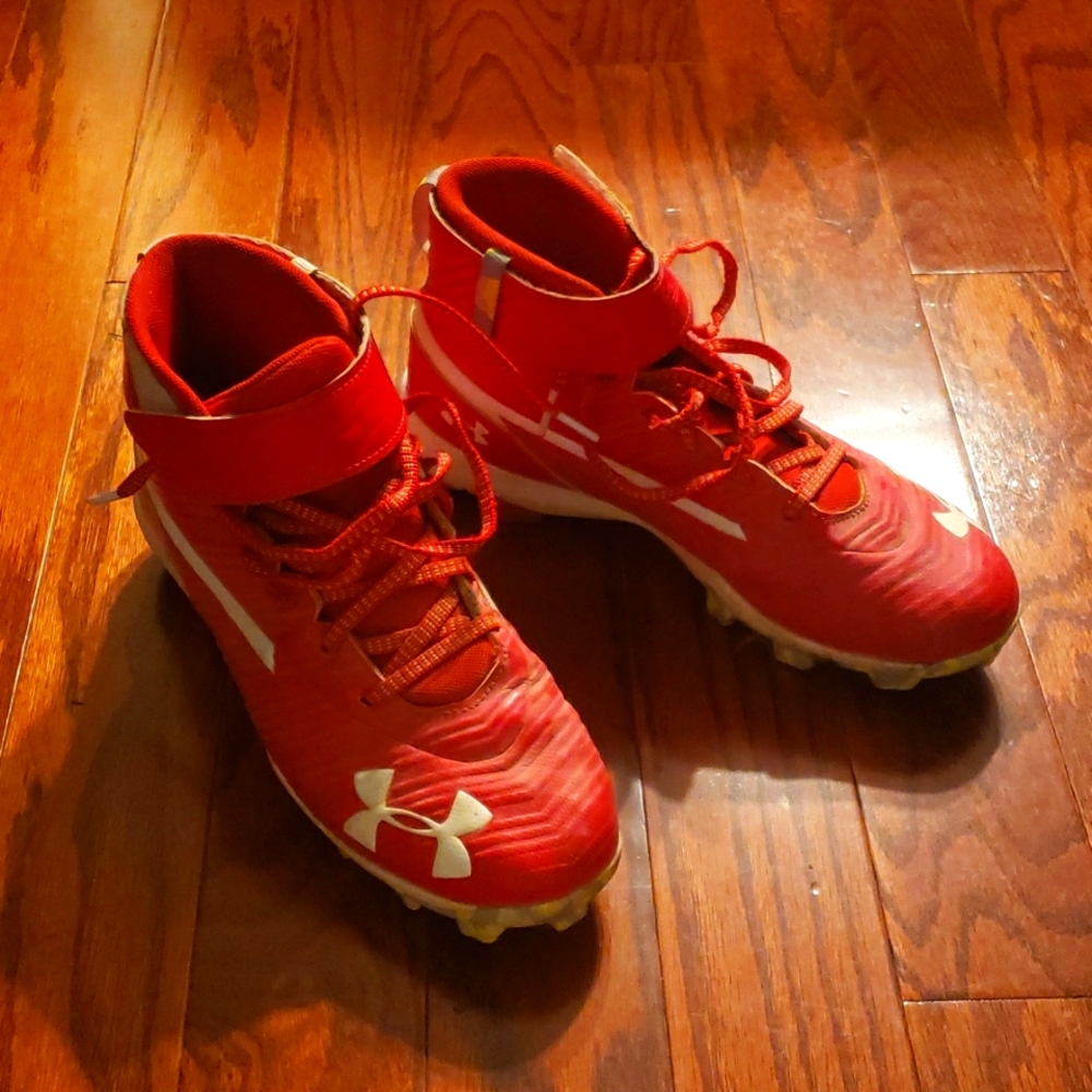 Nike baseball cleats